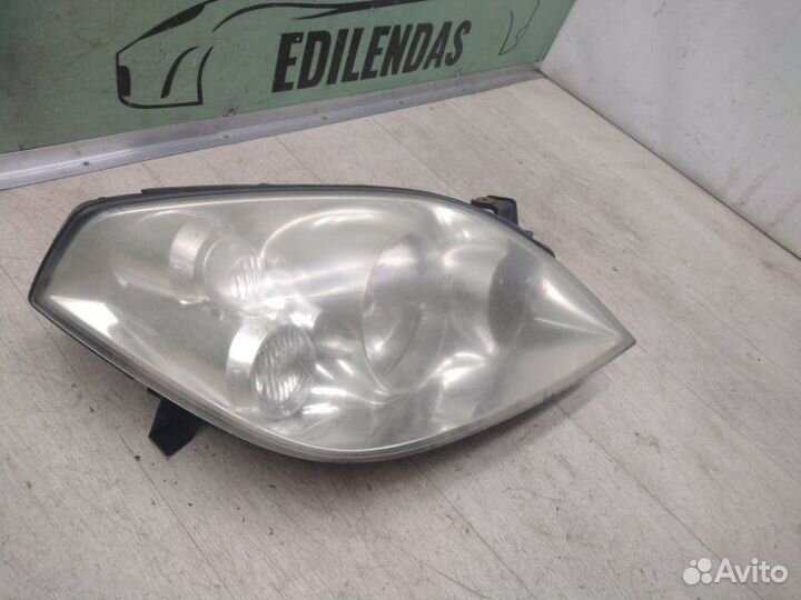 Фара передняя правая Nissan Primera P12 2002-2007