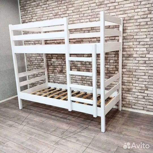 Детские кровати из массива от производителя