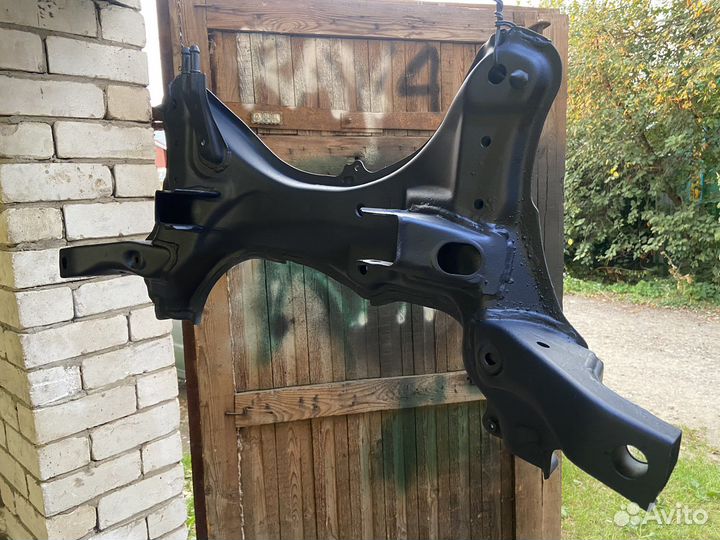 Подрамник (Балка ) rav4 первого поколения sxa