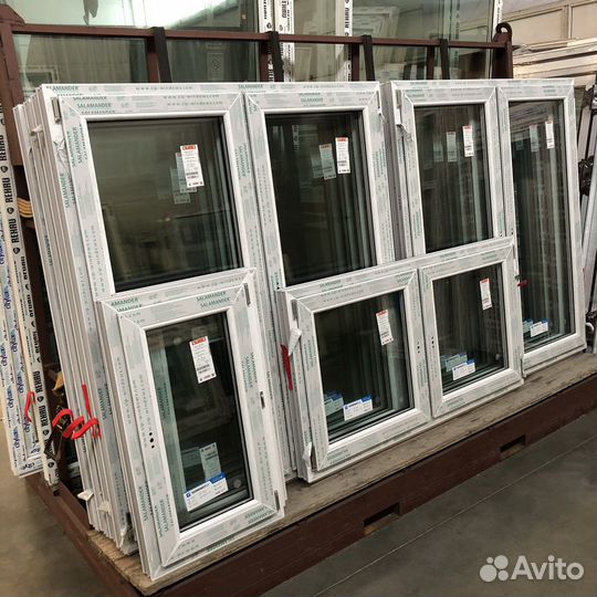 Окна пластиковые Salamander, Rehau