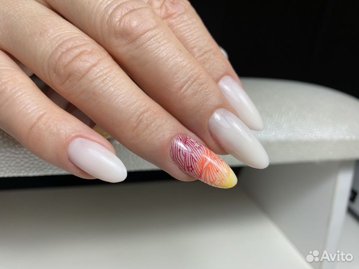 Маникюр, наращивание ногтей