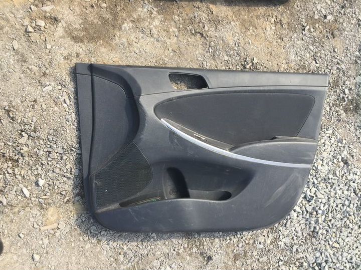 Обшивка дверей hyundai solaris RB G4FA