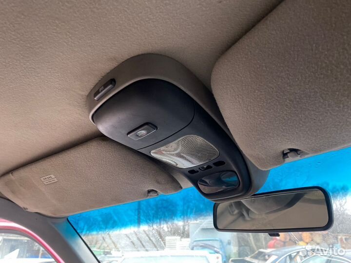 Плафон освещения салона передний Ford Explorer 2