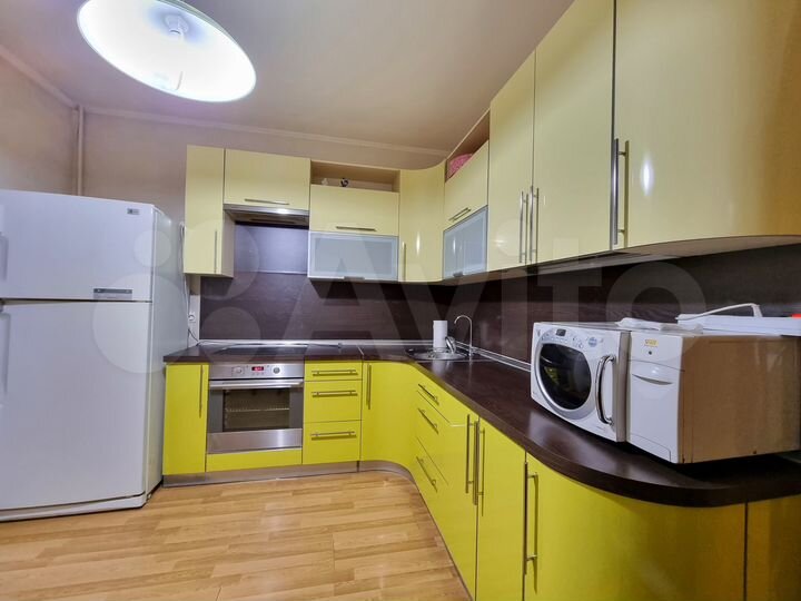 2-к. квартира, 58 м², 16/25 эт.