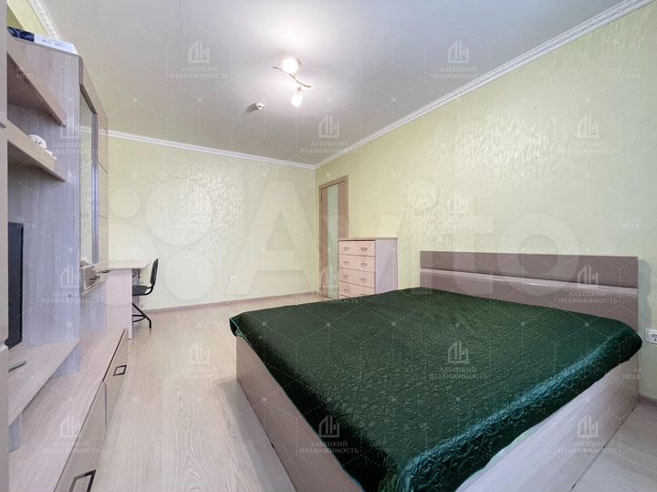 3-к. квартира, 82,1 м², 4/9 эт.