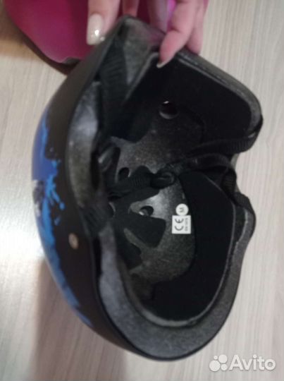 Роликовые коньки