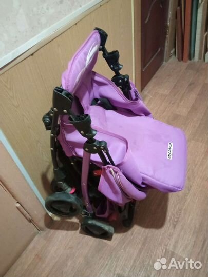 Прогулочная коляска