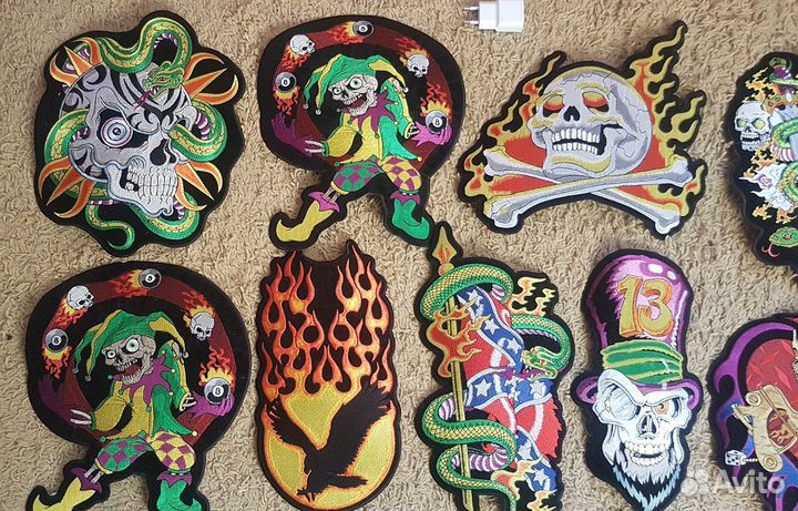 Продам большие байкерские нашивки