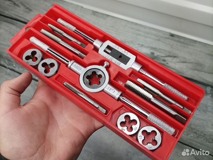 Набор плашек метчиков 12шт Механик PM-1112