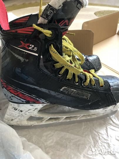 Хоккейные коньки bauer
