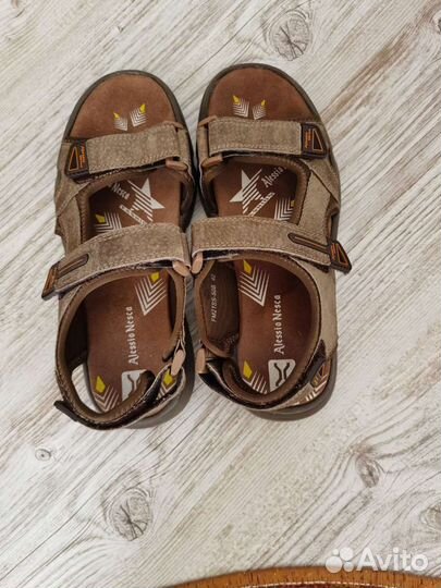 Сандалии