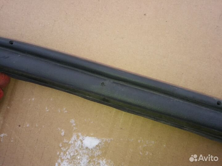 Уплотнитель крышки багажника Kia K5