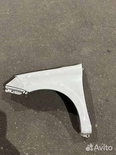 Крыло переднее левое от granta 2024 года