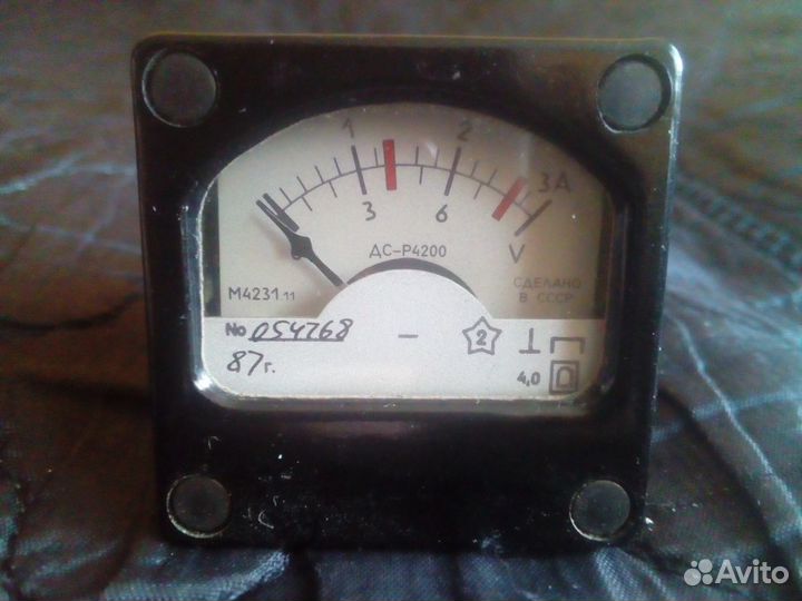 Продам стрелочный прибор в упаковке