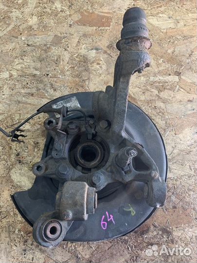 Кулак задний правый Volvo Xc 90 3.2 B6324S