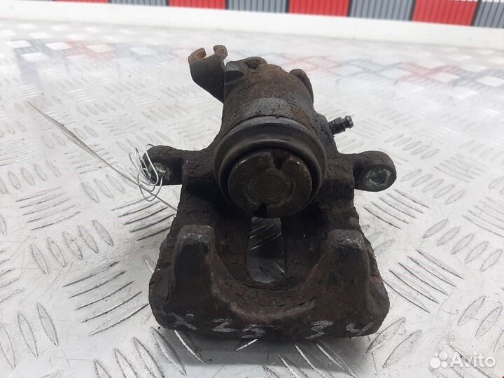 Суппорт задний левый для Volvo S40 V40 1