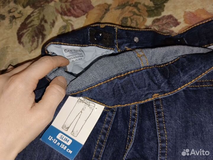 Джинсы разные