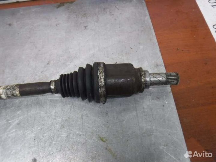 Привод передний правый Лада Веста 21129 2016