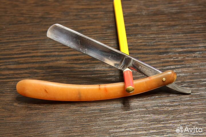 Опасная бритва Москва, Экстра, Волга