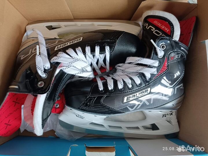 Коньки bauer vapor X3.7, 8.5, ее, новые