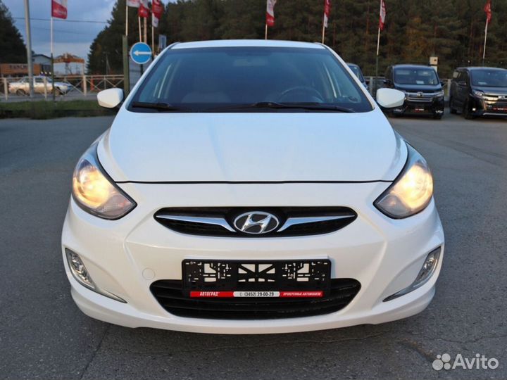 Hyundai Solaris 1.6 AT, 2012, 176 011 км