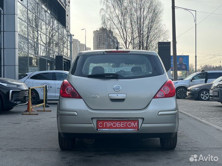 Nissan Tiida 1.6 AT, 2008, 160 000 км