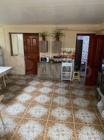 Комната 16 м² в 4-к., 1/2 эт.