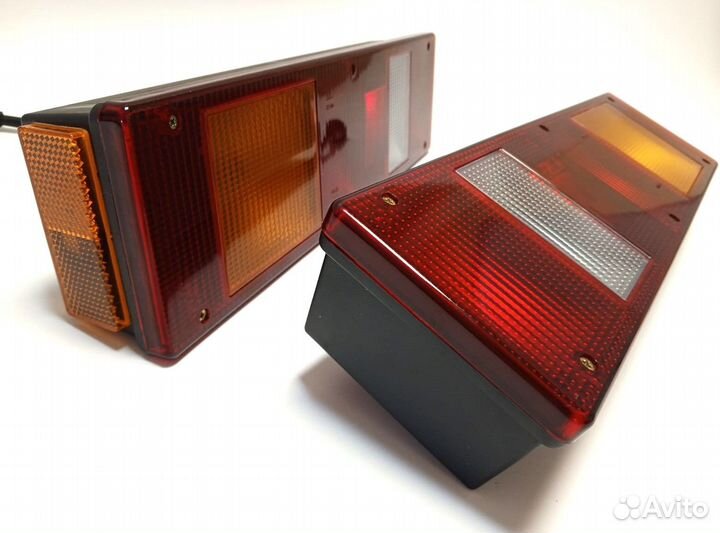 Фонарь задний маз левый/правый