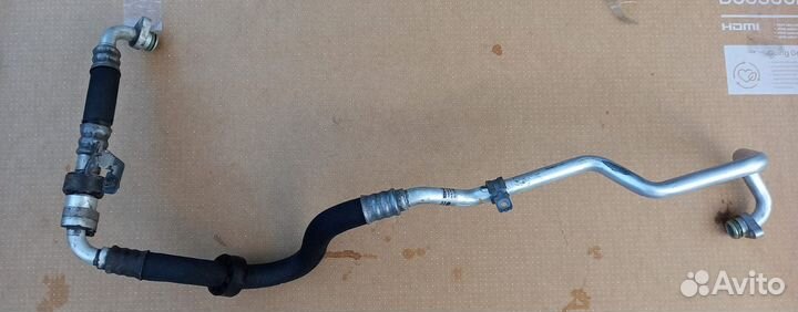 Трубка масляного радиатора Mercedes GLE166 AMG