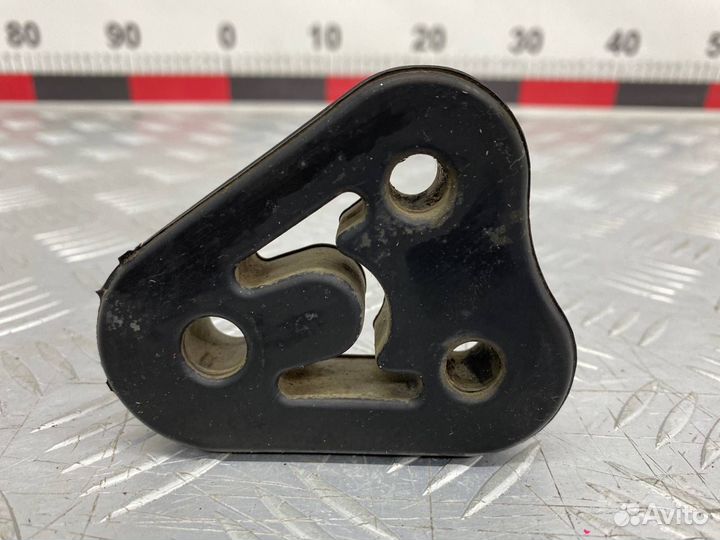 Б/У подушка глушителя (крепления, кронштейн