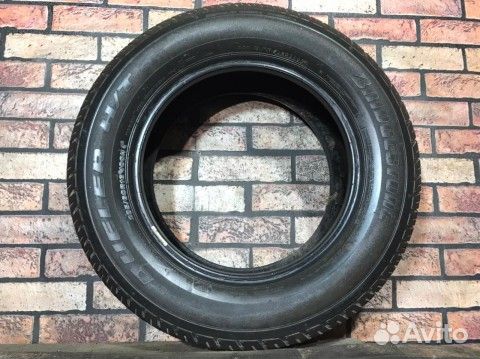 Bridgestone Dueler H/T D687 235/60 R17