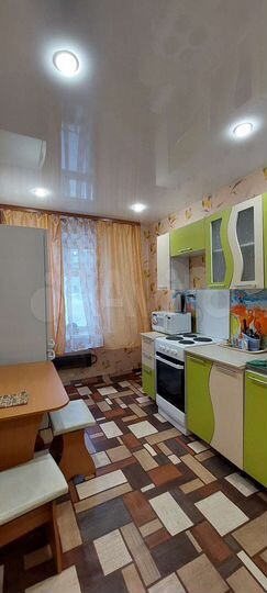 2-к. квартира, 43 м², 1/9 эт.