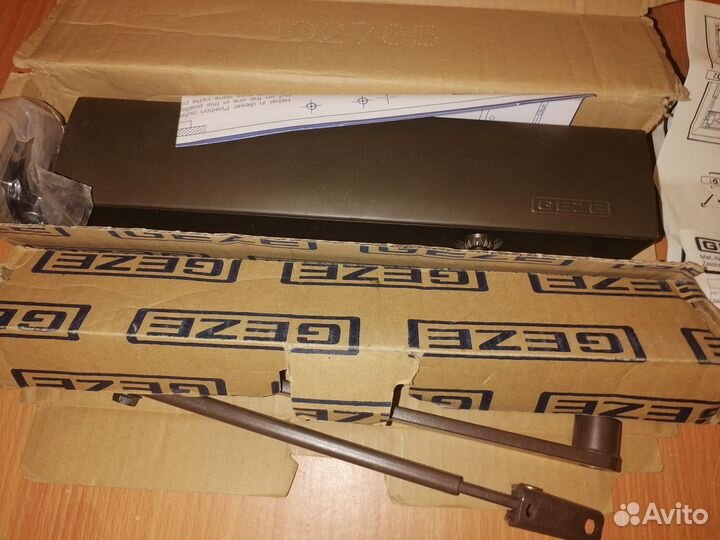 Доводчик geze TS 4000