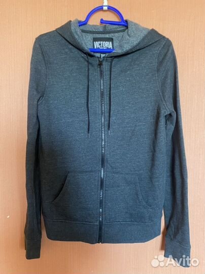 Костюм спортивный