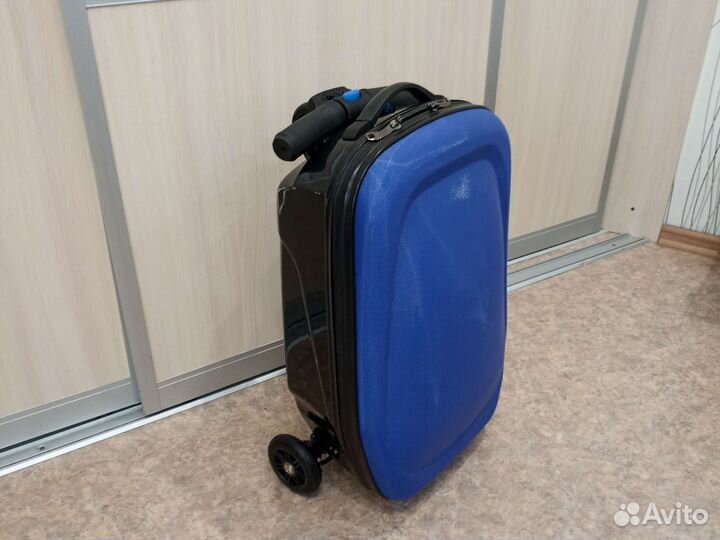 Чемодан - самокат новый