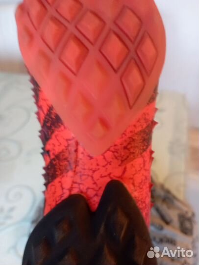 Сороконожки бутцы предатор оригинал адидас