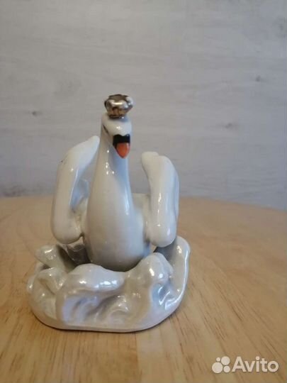 Статуэтка царевна лебедь