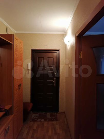 2-к. квартира, 52 м², 1/5 эт.