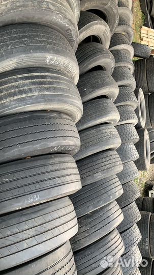 Шины грузовые б/у 315/70 R22.5