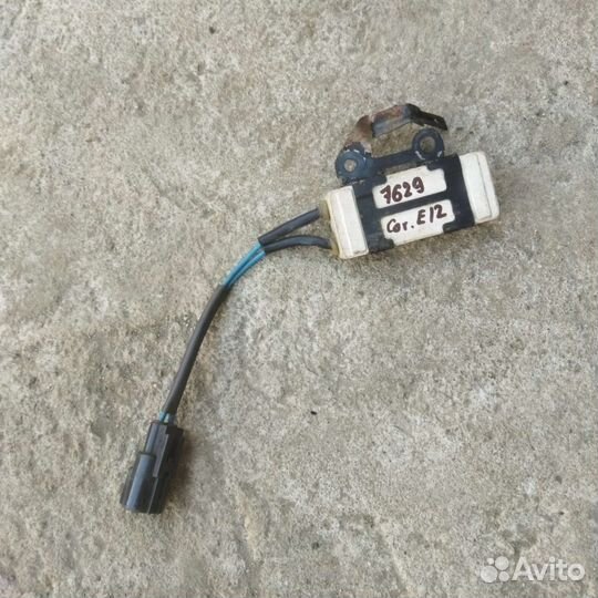 Блок управления вентилятором Toyota Corolla E120