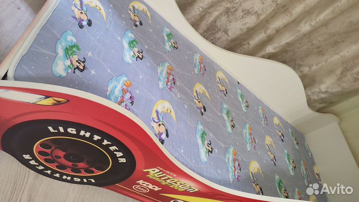 Детская кровать машина с матрасом