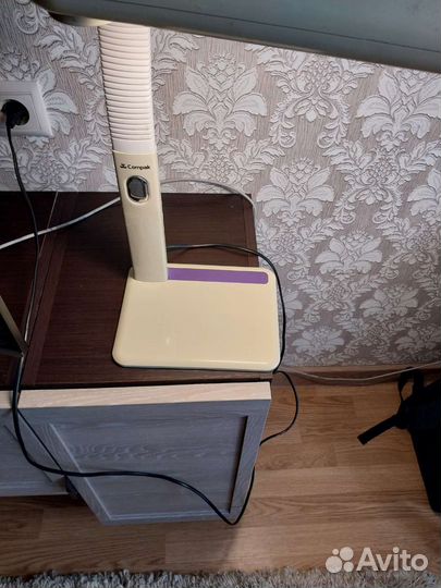 Настольная лампа