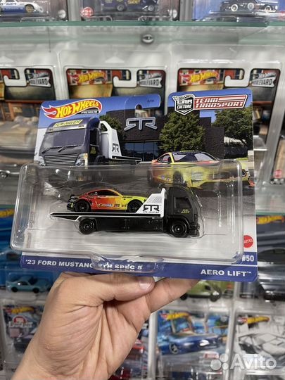 Hot Wheels Premium Team Transport одна цена на всё
