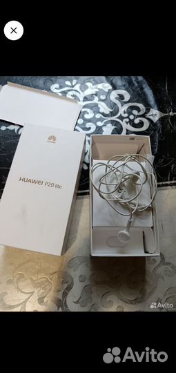 HUAWEI P20 Lite, 4/64 ГБ