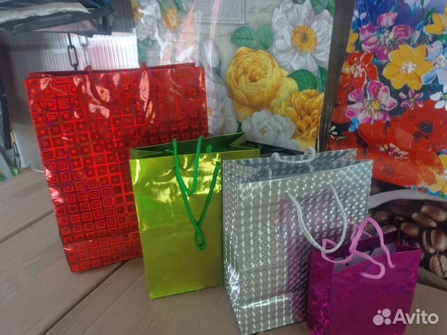 Пакеты подарочные