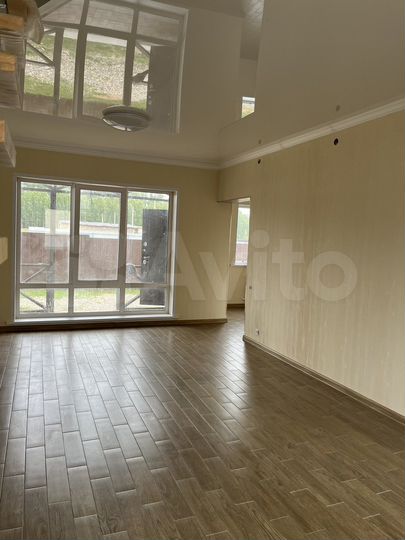 Коттедж 118 м² на участке 6 сот.