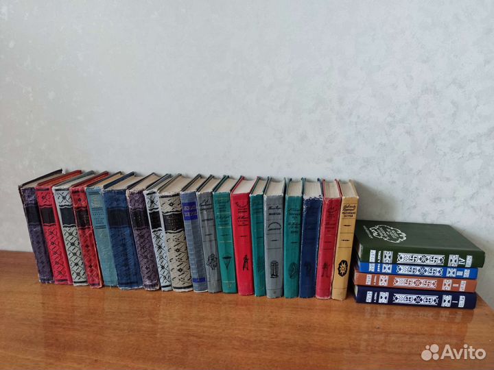 Библиотека приключений