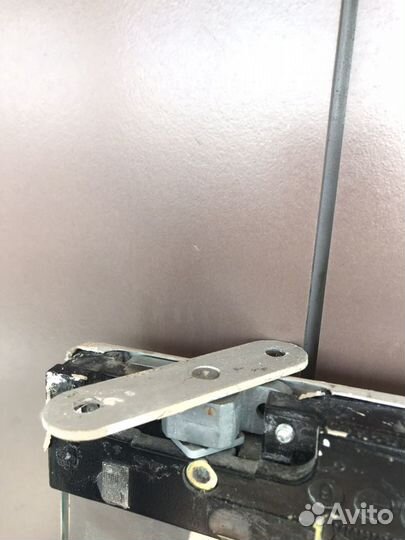 Дверь стеклянная с доводчиком комплект