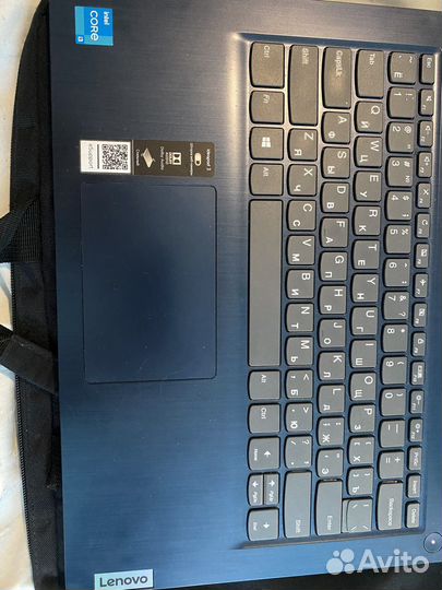 Lenovo i3 1115G4/SSD 512/8GB