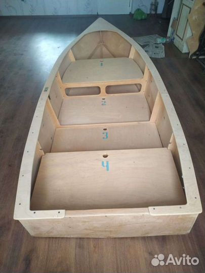 Лодка под мотор